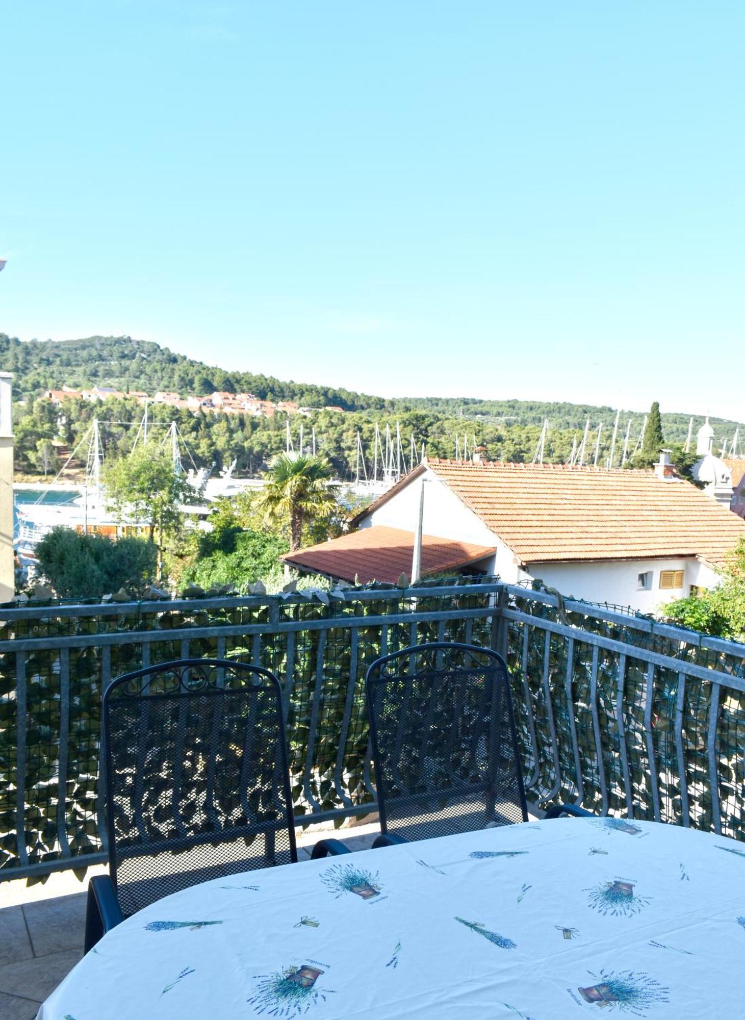 Maslina Apartments Stari Grad  Ngoại thất bức ảnh