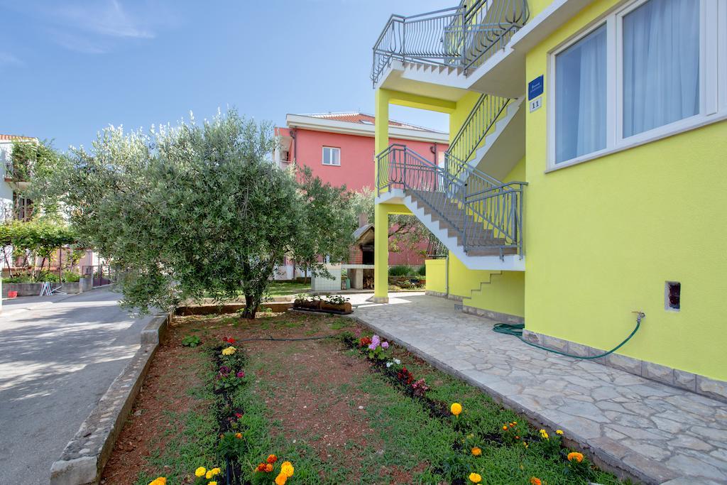 Maslina Apartments Stari Grad  Ngoại thất bức ảnh